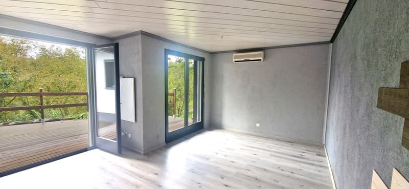 Duplex 4,5 in bifamiliare con panorama, giardino privato e grottino. (9)