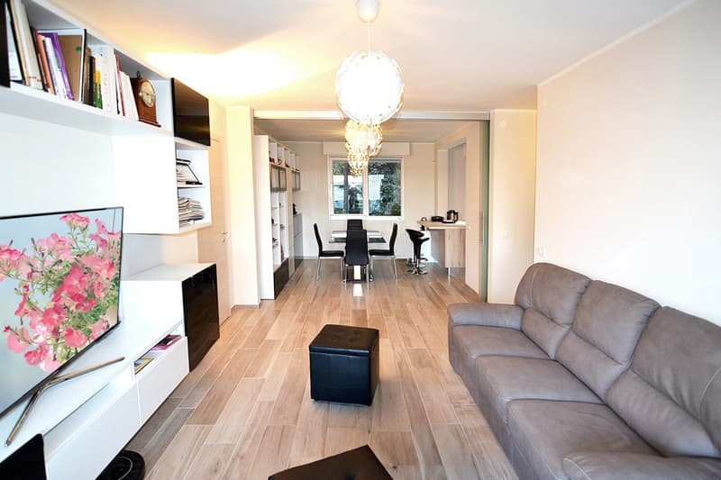 Meraviglioso 4,5 locali vista lago rinnovato in medio-alto standing (4)