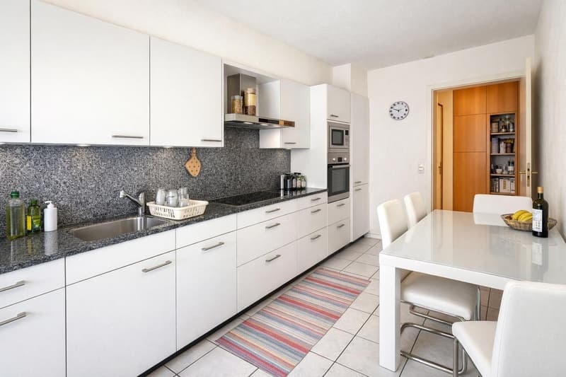 Raffinato 3,5 locali con terrazza coperta e finiture di pregio. (8)