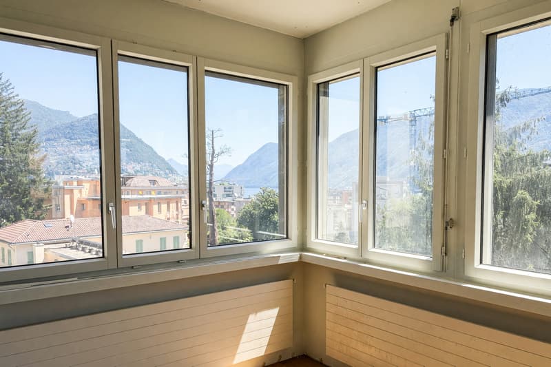 Prestigioso 5,5 ristrutturato in alto standing con terrazzo vista lago (4)