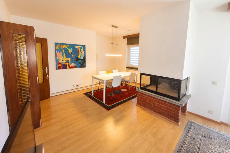 Appartamento 4,5 con camino e tre terrazzi a Manno (2)