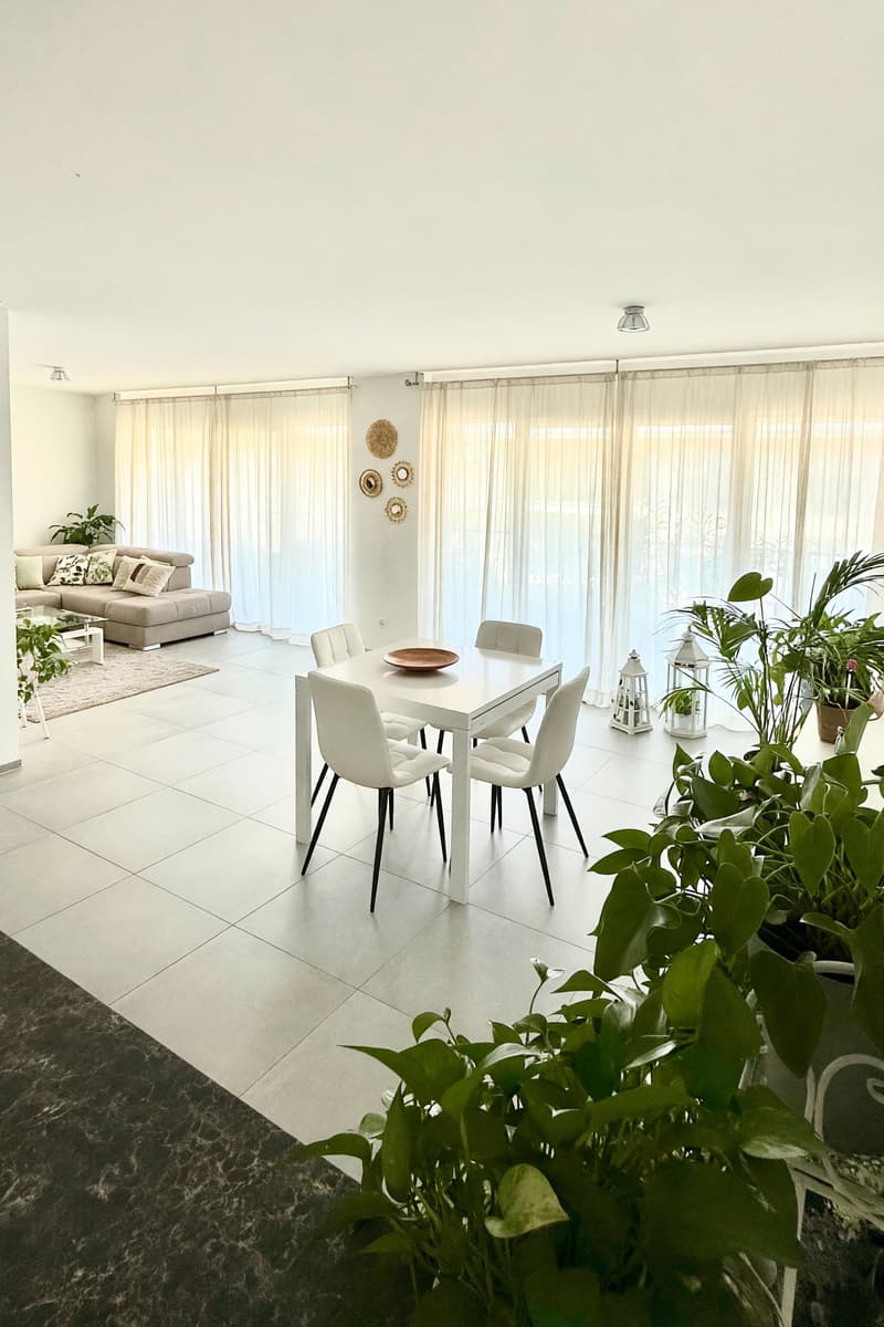 Elegante nuovo 3,5 con ampio terrazzo e camera con bagno ensuite (3)