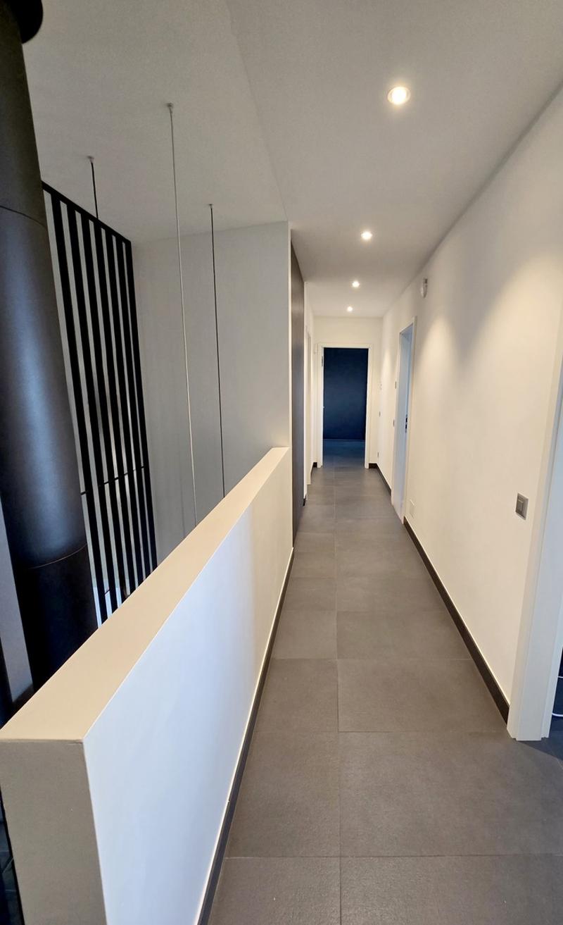 Lussuosa villa 4,5 con giardino, orto e vista aperta. (9)