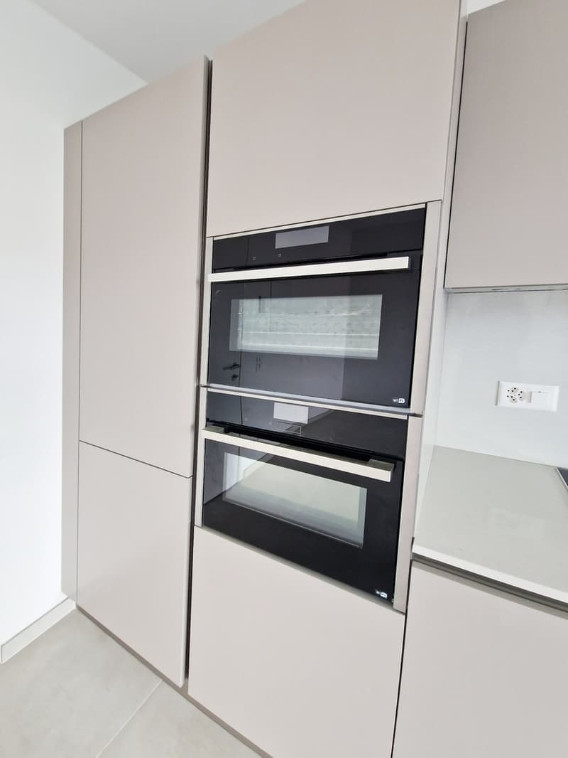 Nuovo moderno 3,5 in pronta consegna con due posteggi coperti. (2)