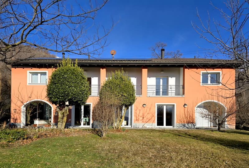 Esclusiva villa 702 m² con giardino e privacy a Miglieglia (1)