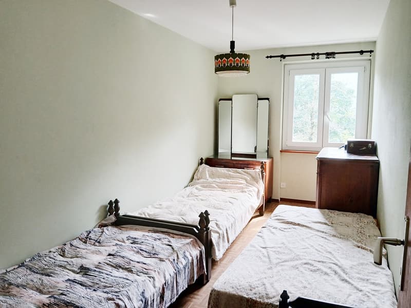 Grotto 6,5 con spazio ristorazione, camere e grande terreno. (9)