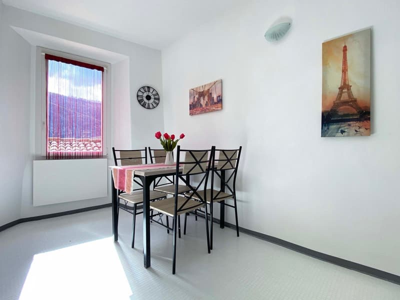 Palazzina rinnovata di quattro unità autorizzata per affitti brevi (9)