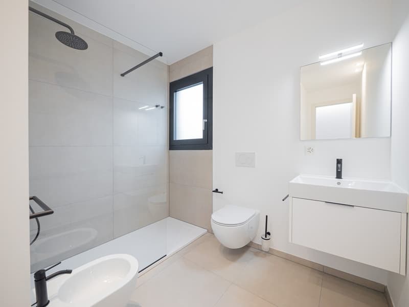 Nuovissimo 2,5 in medio-alto standing non come residenza secondaria (11)