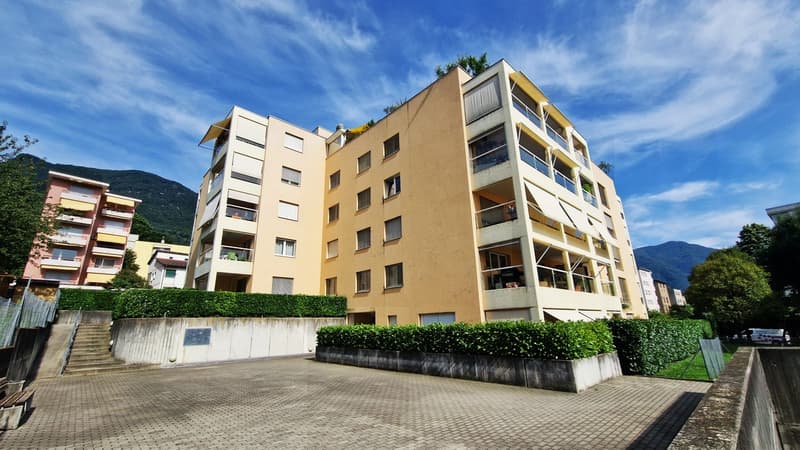 Bellissimo 3,5 in zona residenziale con terrazza coperta panoramica. (15)