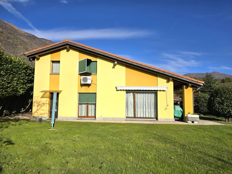 Splendida villa 5,5 con grande giardino in contesto immerso nel verde. (15)