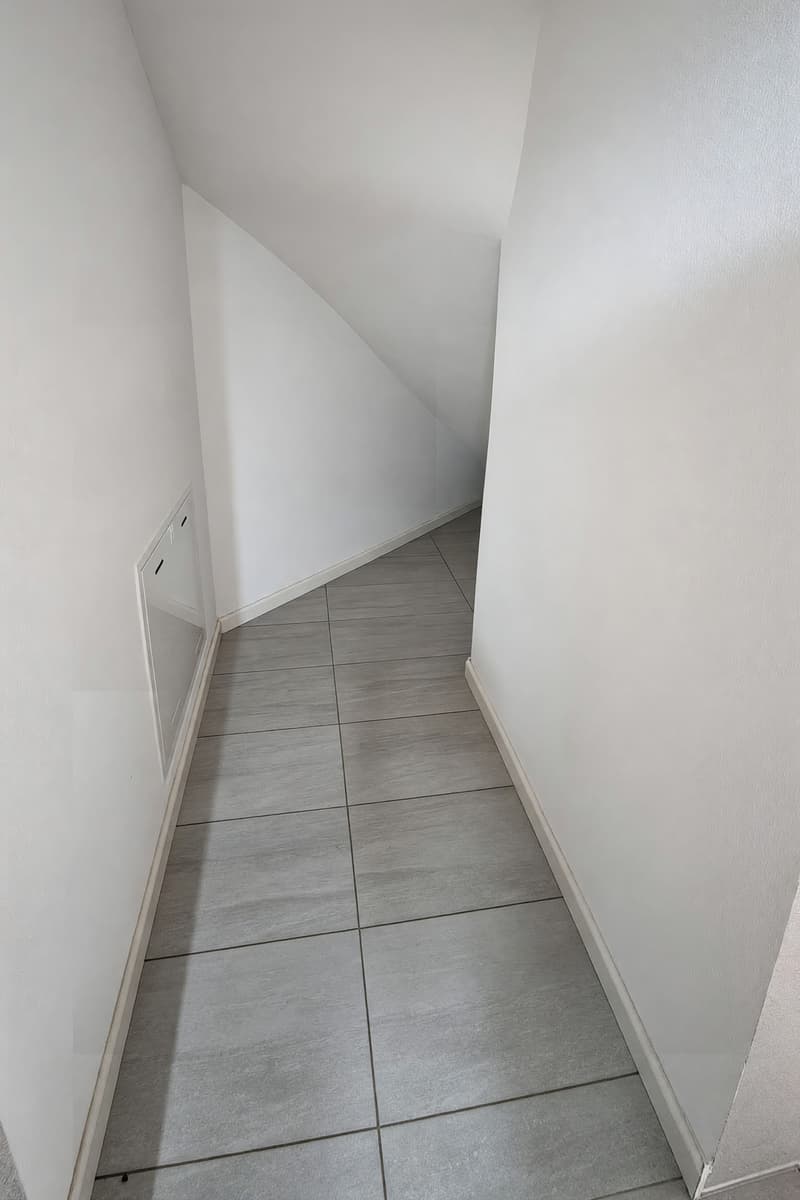 Casa contigua 5,5 locali con terrazza vista lago e giardino a Lopagno (19)