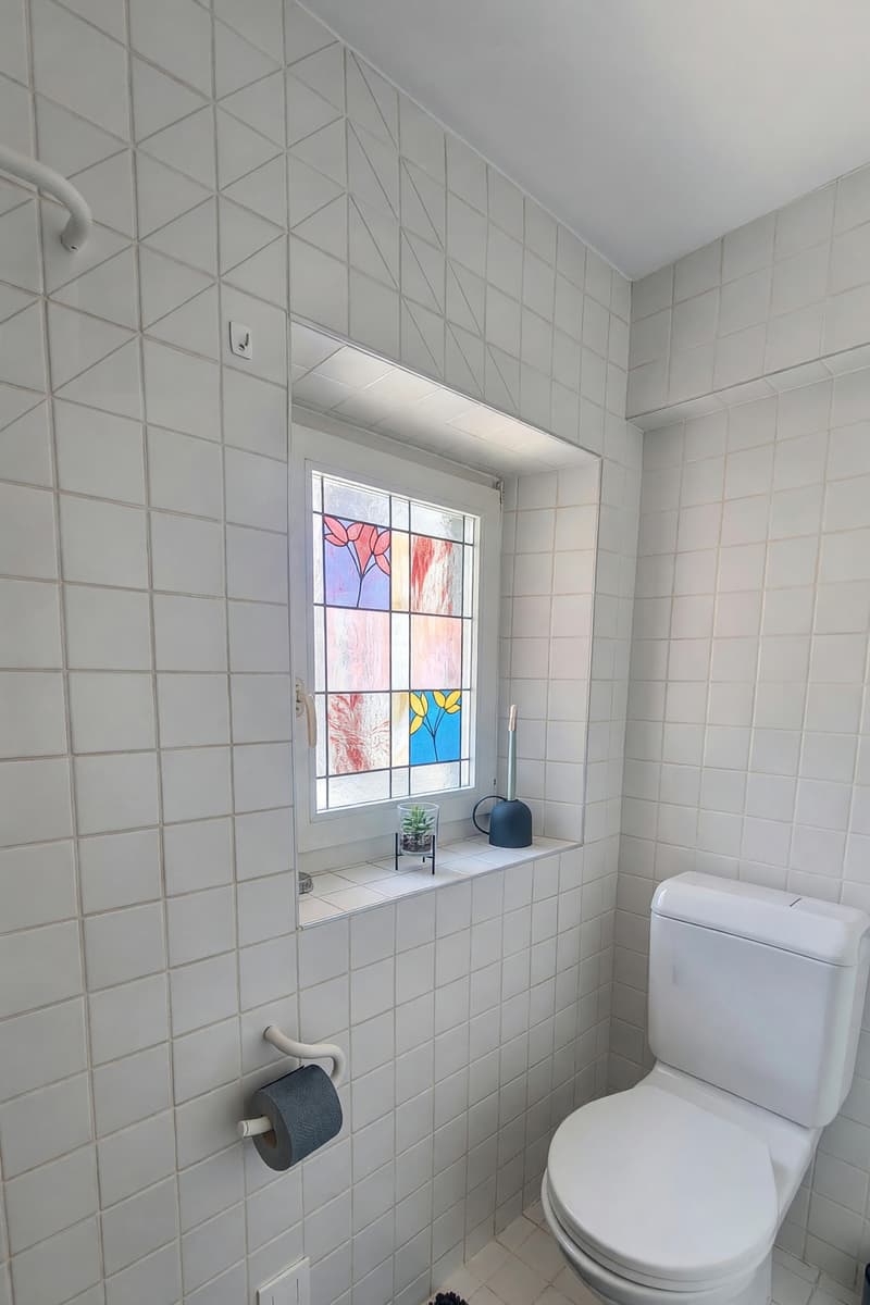 Appartamento 2,5 ristrutturato con balcone e scorcio lago (17)