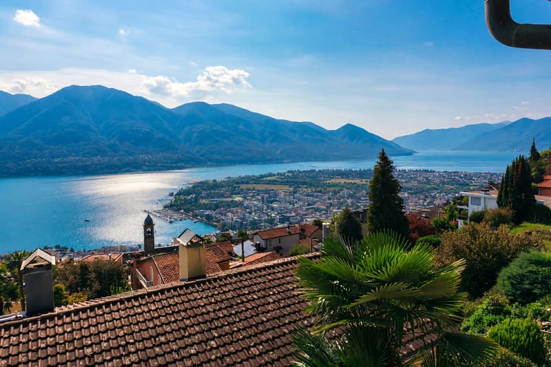 Villa unifamiliare 5,5 vista lago con giardino e camino (25)