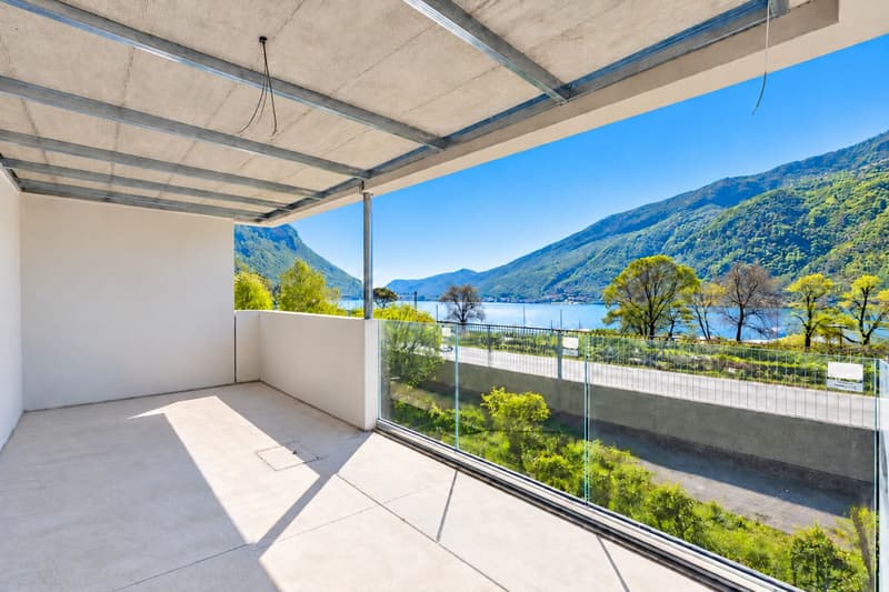 Duplex 3,5 vista lago con giardino e possibilità residenza secondaria (2)