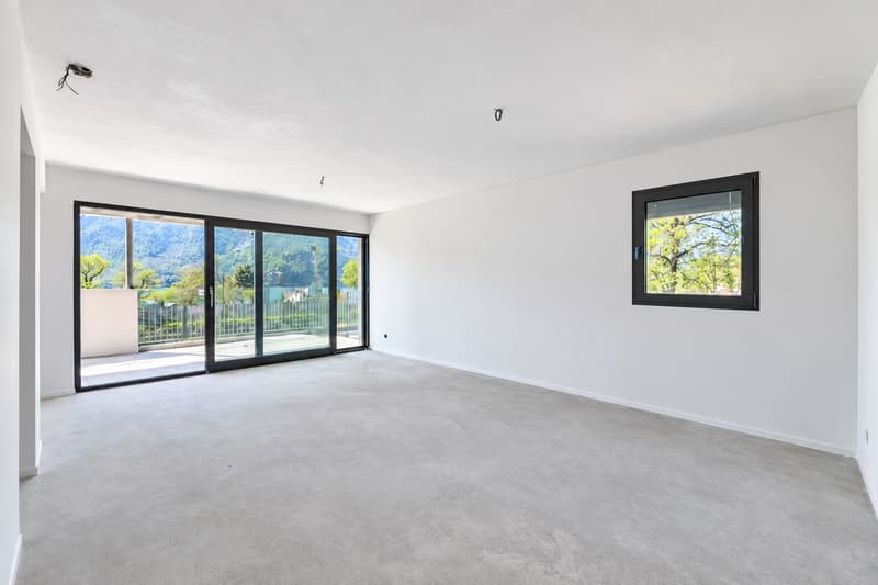 Duplex 3,5 vista lago con giardino e possibilità residenza secondaria (1)