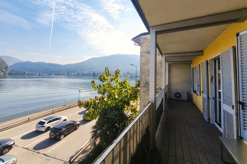 Appartamento 4,5 rinnovato con terrazzo e vista lago a Ponte Tresa (4)