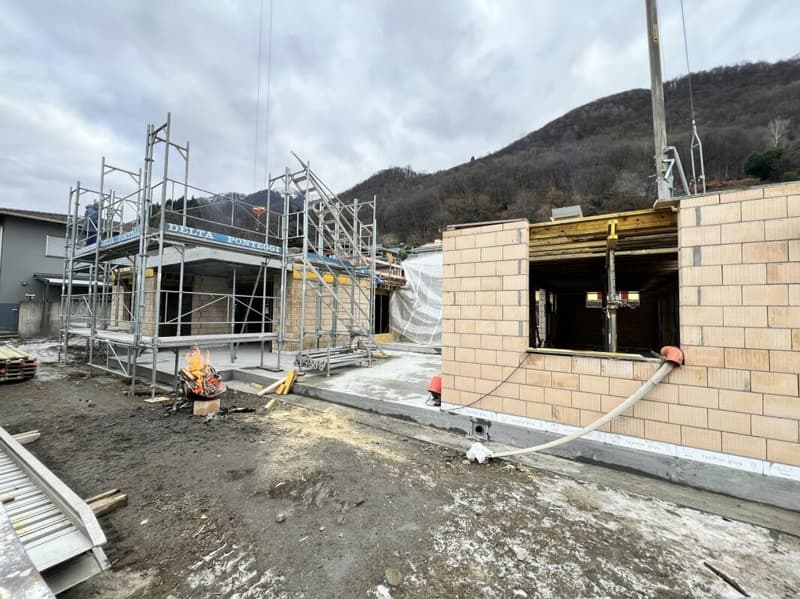 Appartamento 1 di  3.5 locali piano terra con giardino (5)