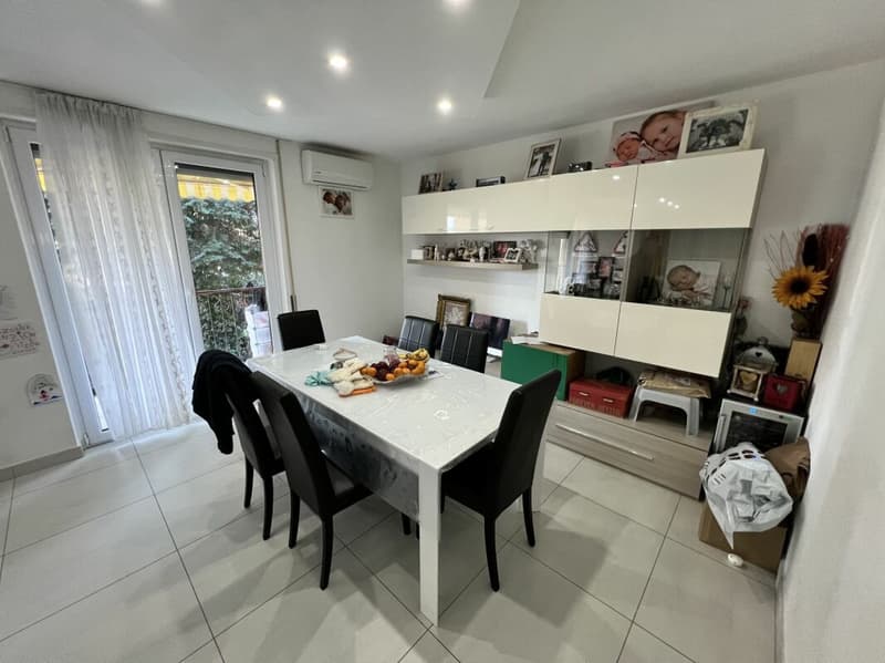 Casa Uni-bifamilare di 3.5 + 3.5 locali con giardino (14)