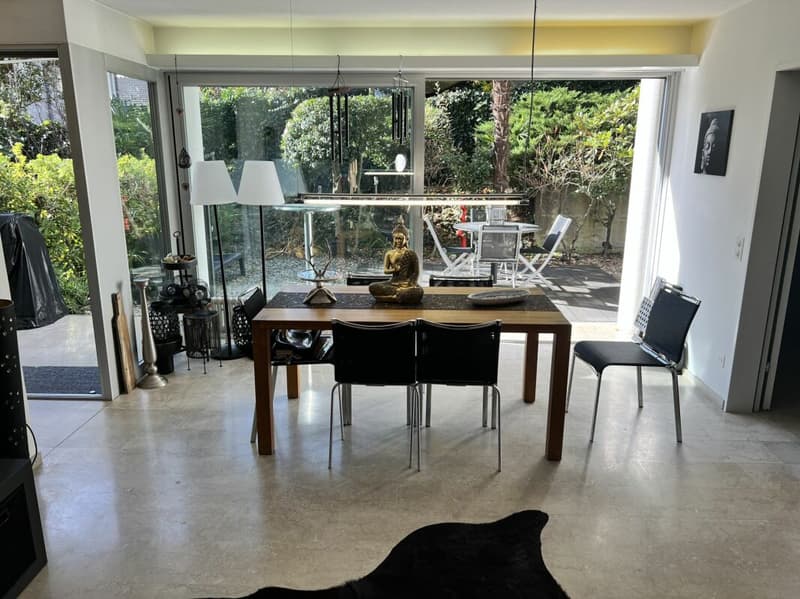 Appartement élégant de 2,5 pièces avec jardin (7)