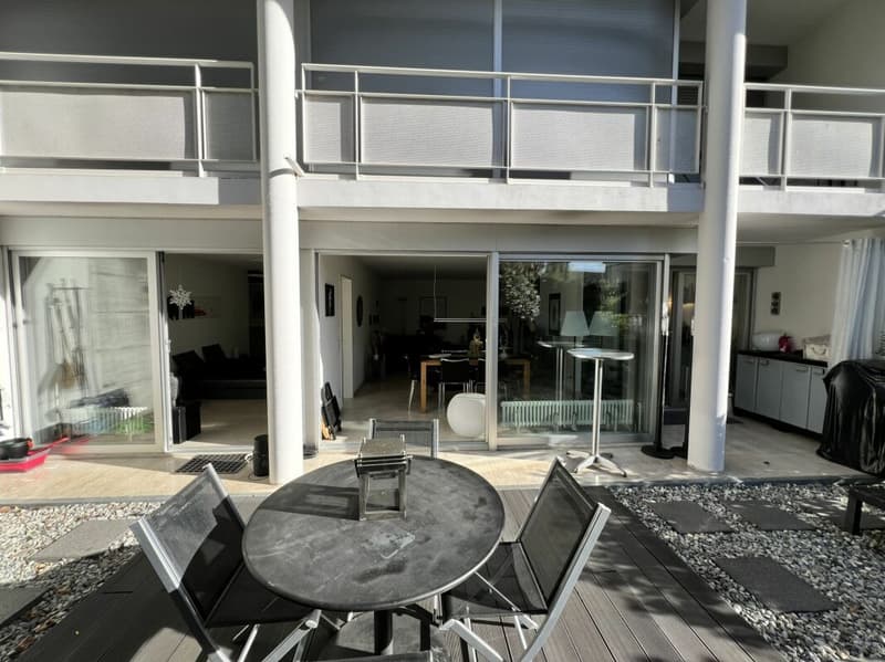 Appartement élégant de 2,5 pièces avec jardin (12)
