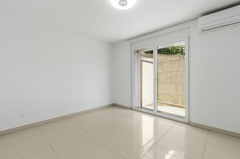 Appartamento 5.5 locali con piscina e vista mozzafiato (14)