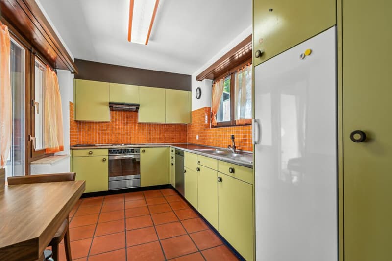 Beautiful 8.5-room semi-detached house with swimming pool and breathtaking views (12)