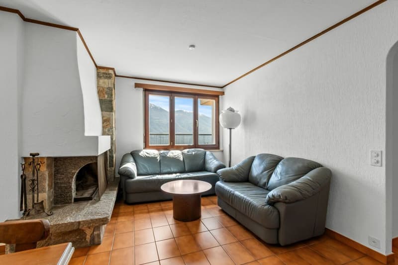 Beautiful 8.5-room semi-detached house with swimming pool and breathtaking views (21)