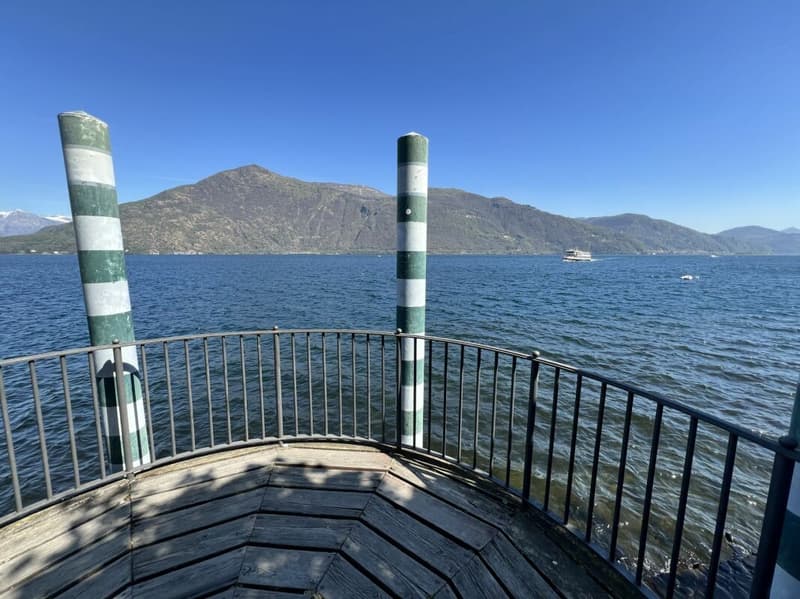 5-Zimmer-Wohnung mit Balkon und teilweisem Seeblick (15)