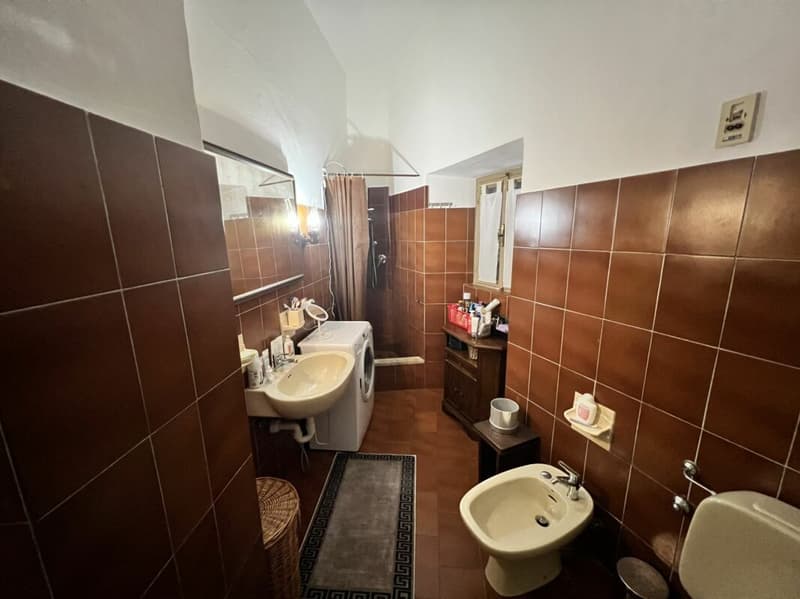 5-Zimmer-Wohnung mit Balkon und teilweisem Seeblick (13)