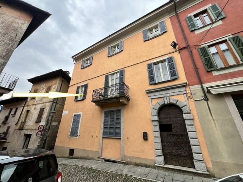 5-Zimmer-Wohnung mit Balkon und teilweisem Seeblick (1)