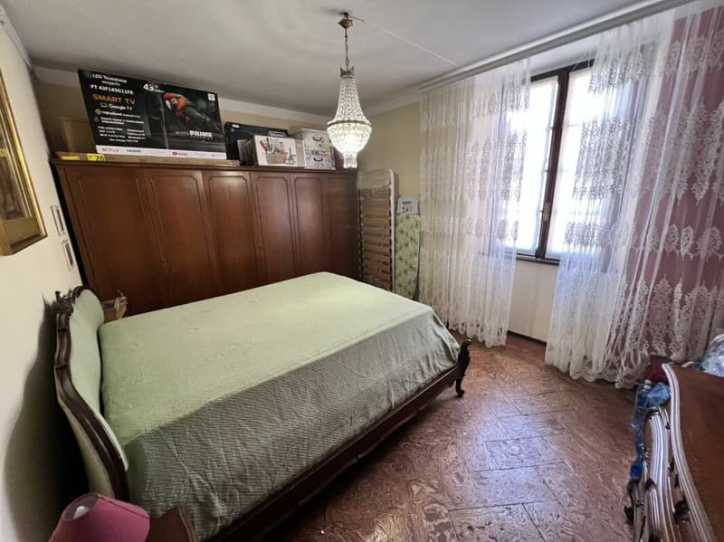 5-Zimmer-Wohnung mit Balkon und teilweisem Seeblick (12)