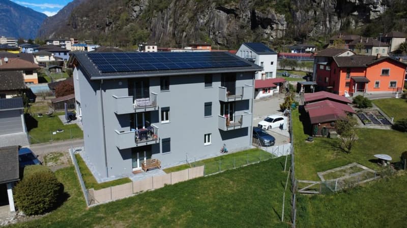 Mehrfamilienhaus mit 5 Wohnungen à 2,5 Zimmer (2)