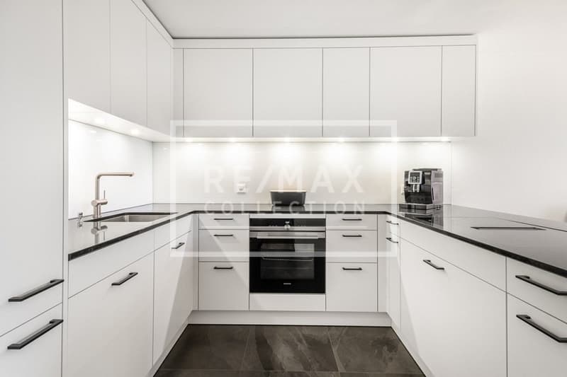 Modernisierte 4½-Zimmer-Wohnung mit spektakulärer Dachterrasse (12)