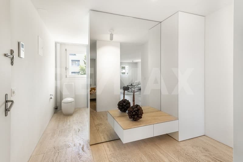 Helle 2½-Zimmer Wohnung am See mit zwei schönen Balkone (9)