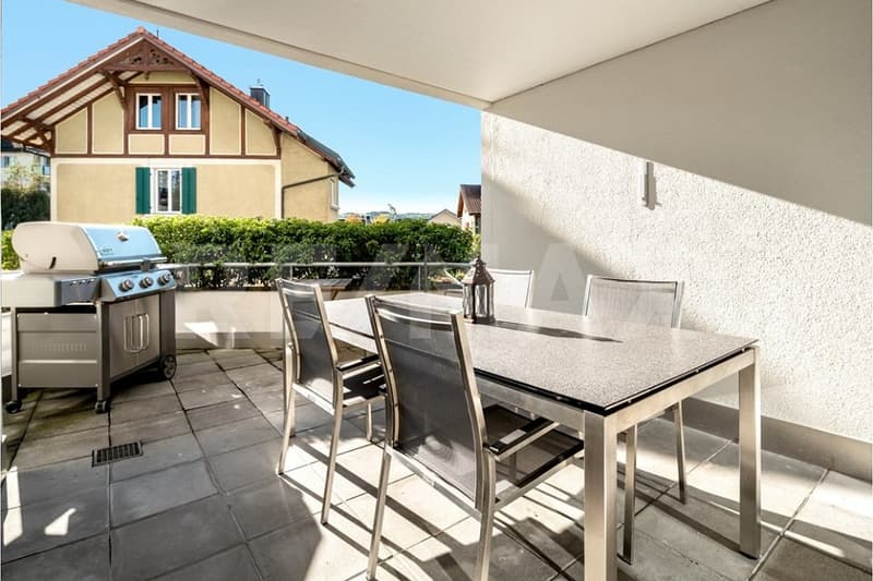 Zentral gelegene 5½-Zimmer-Maisonettewohnung mit Stil (12)
