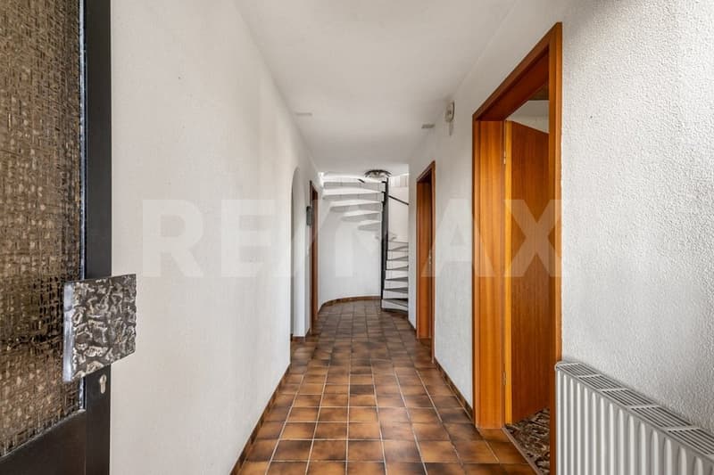 Freistehendes 6½-Zimmer-Einfamilienhaus mit Blick auf den Baldeggersee (5)
