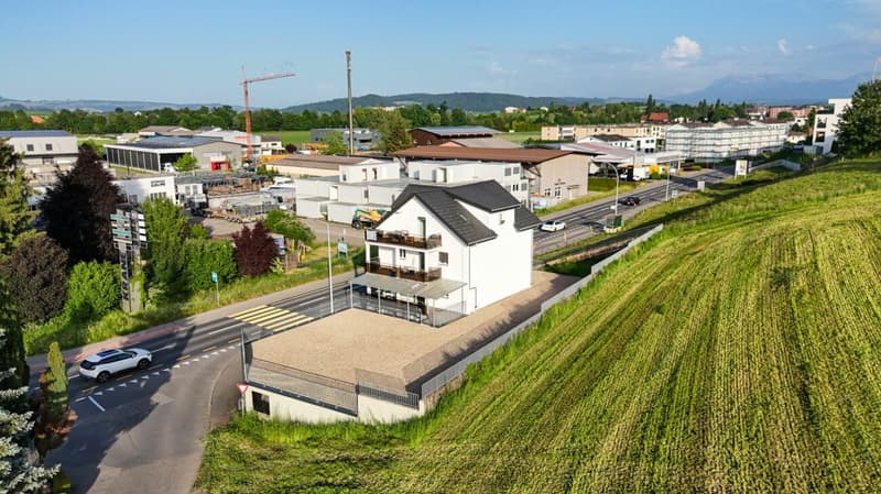 Mehrfamilienhaus mit Potenzial für Eigennutzung oder Vermietung (12)