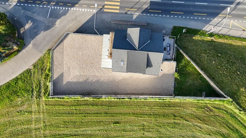 Mehrfamilienhaus mit Potenzial für Eigennutzung oder Vermietung (13)