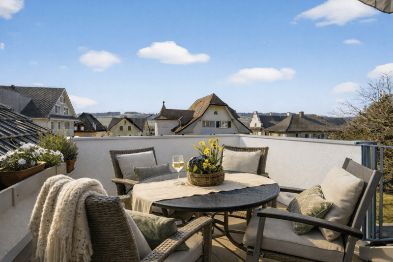 Ein Zuhause mit Aussicht gepflegt und zentral gelegen (2)