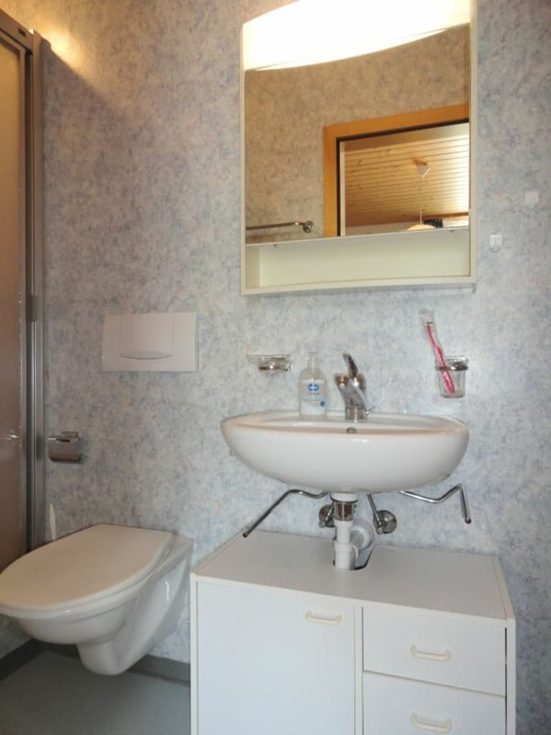 Chambre meublée au cœur de Madiswil (3)