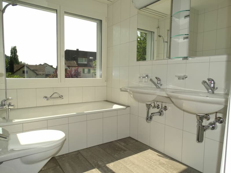 Wohnen im Eigentumsstandard mit dieser grosszügigen 4.5-Zimmerwohnung (6)