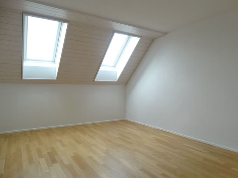 Grosszügige 4.5-Zimmerwohnung im Herzen von Madiswil (4)