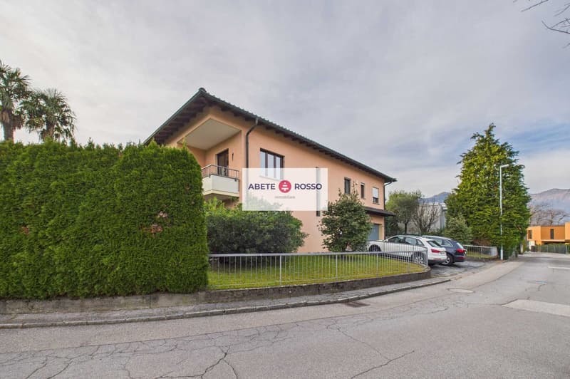 Appartamento con giardino privato in zona residenziale di pregio. (3)