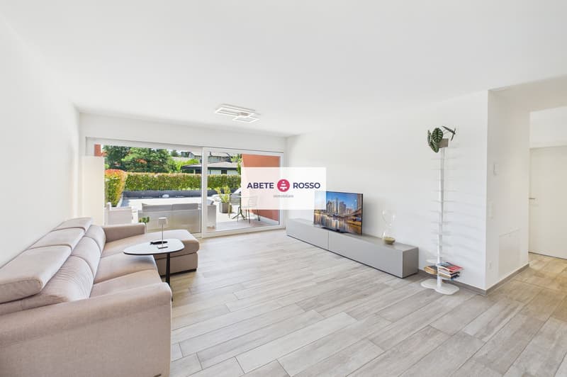 Splendido attico di 4.5 locali con ampia terrazza e finiture moderne. (10)