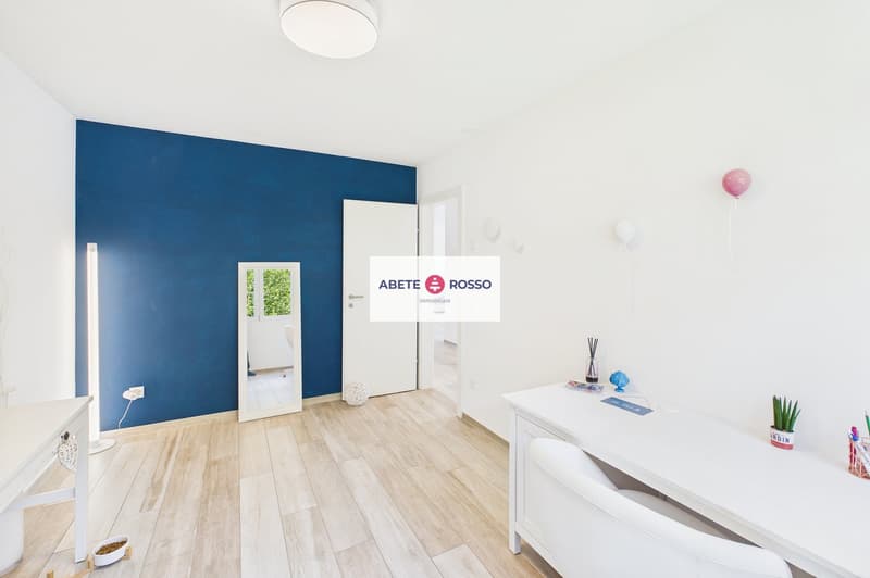 Splendido attico di 4.5 locali con ampia terrazza e finiture moderne. (23)
