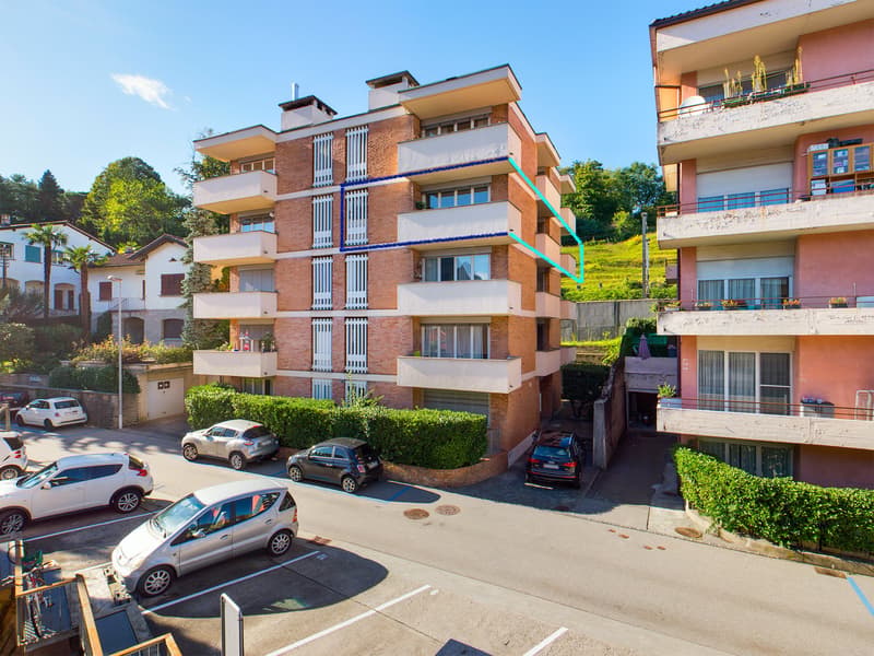 Appartamento 4 locali: rinnovato, vicino al centro cittadino, vista aperta sul lago. (4)