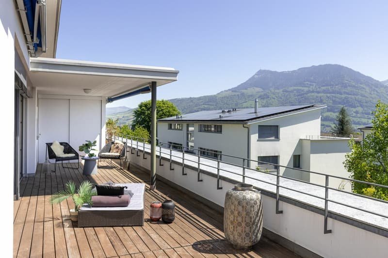 Attikawohnung mit Alpenpanorama in Meggen (11)
