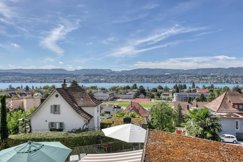 Wohntraum mit Seeglitzern, Pool und Palmen (2)