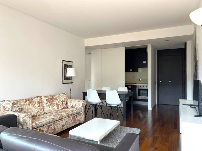 Bilocale per affitti brevi: vivere in centro circondati dal verde! Two-bedroom apartment for short-term rentals: live downtown surrounded by greenery! (2)