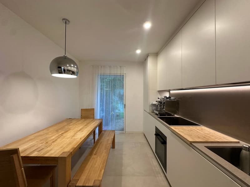 Elegante appartamento 4.5 locali con piscina a Breganzona (6)